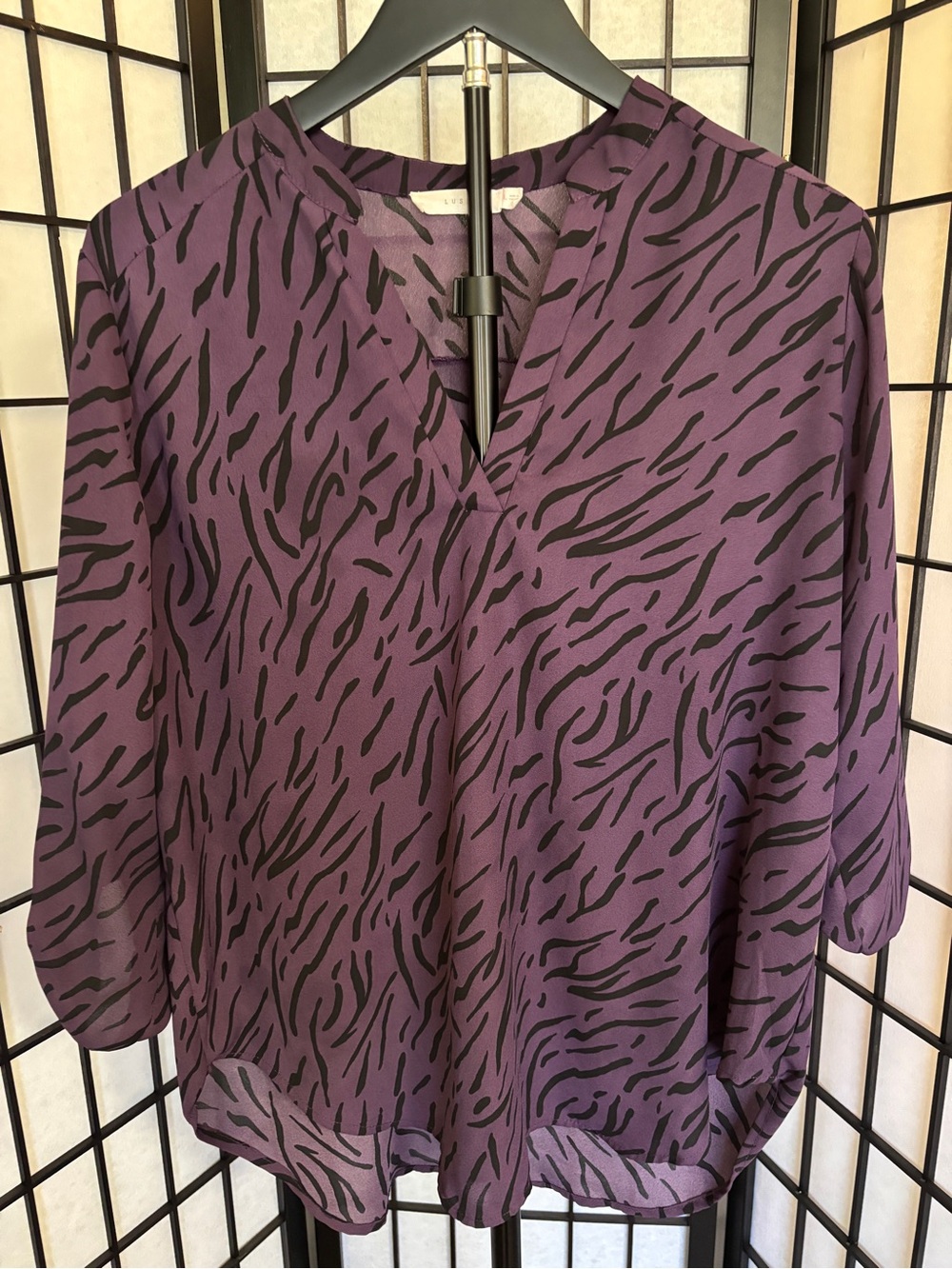 Lush Purple‎ Abstract Zebra Print Roll Tab Blouse Large